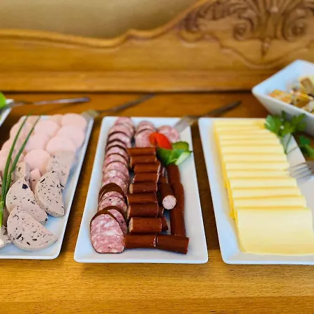 Sanatorium Zefir Θέρετρο *